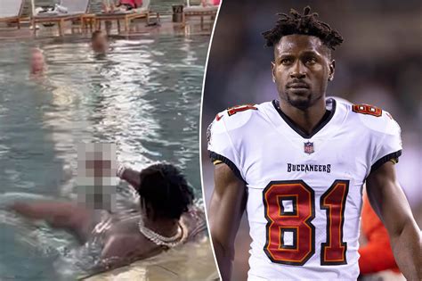 antonio brown dick twitter|Former NFL star Antonio Brown exposes himself in。